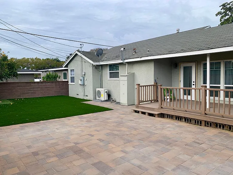 1808 Petaluma Ave — Photo 8