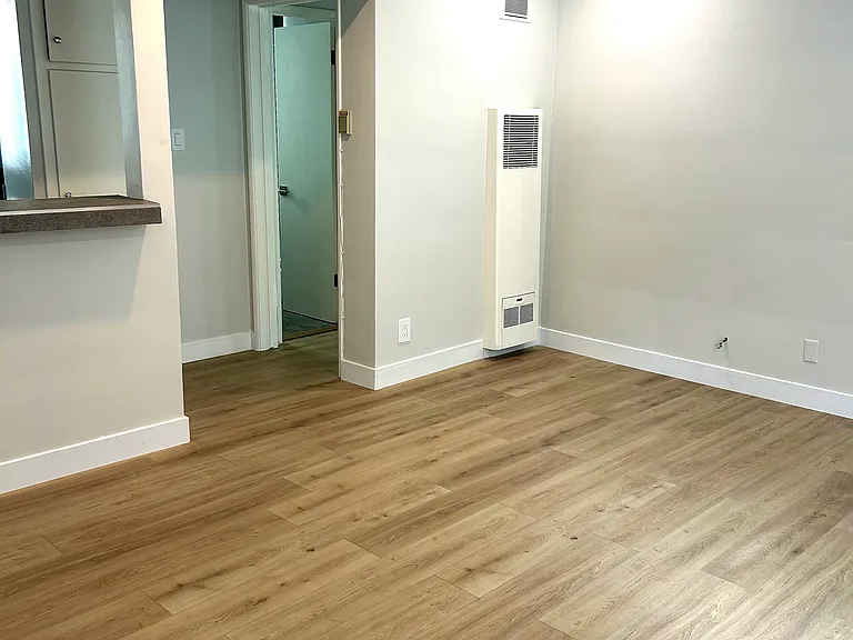13000 Valleyheart Dr #27 — Photo 5