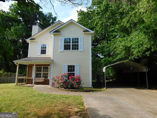 811 Kennesaw Dr, Forest Park, GA 30297