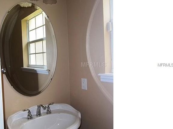 4th image of 2808 E Washington St #3