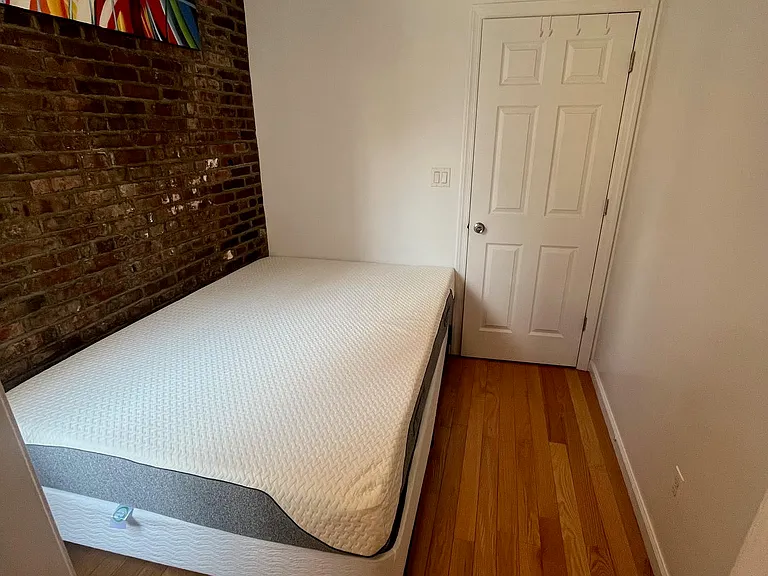 170 Delancey St #18 — Photo 9