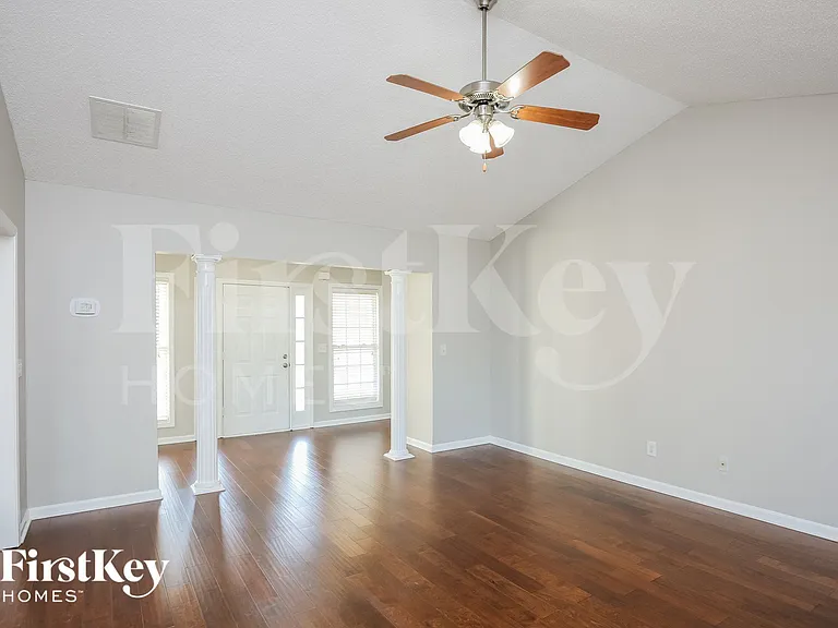 1581 Brush Creek Dr — Photo 4