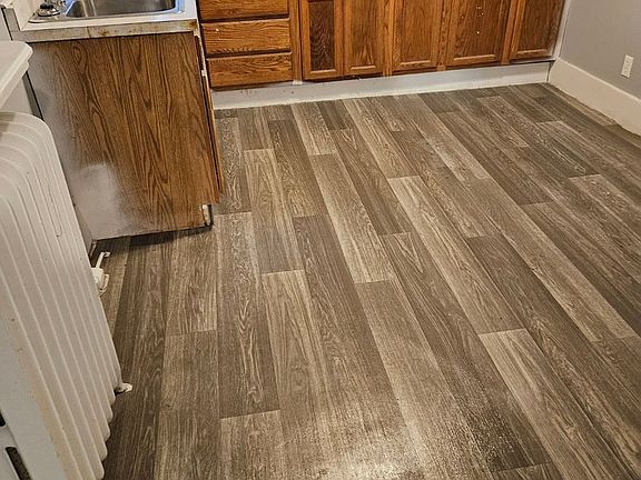 3rd image of 203 S Glenwood Ave #1