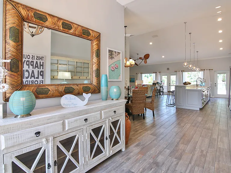 1102 Mallorca Dr — Photo 46