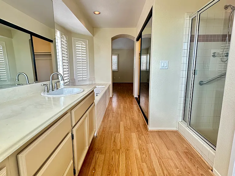 11875 Landbreeze Way — Photo 24