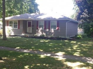 121 W 7th St, Perrysburg, OH