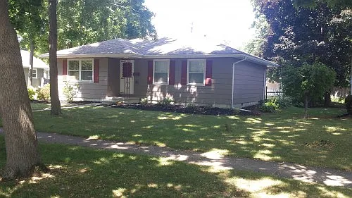 121 W 7th St photo 1