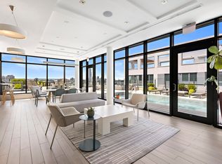 160 1st St #513, Jersey City, NJ 07302