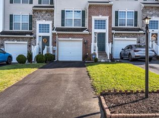 1220 Ledge Dr, York, PA 17408