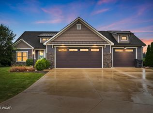 6499 Mickelson Ln, Lima, OH 45801