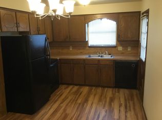 2900 Broughton Rd, Ponca City, OK 74601