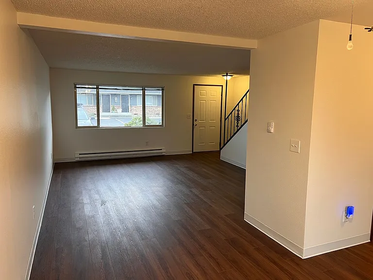 Cascade Vista — Photo 19