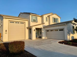 700 Moonlight Ct, Dixon, CA 95620