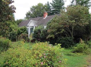 210 E South 6th St, Seneca, SC 29678