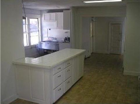 5th image of 410 Dalzell St
