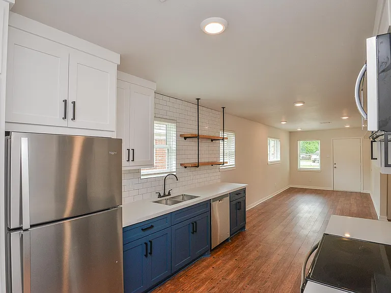 2501 McKee St — Photo 23