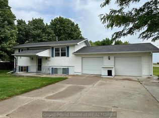 4006 Roth Rd, Grand Island, NE 68803