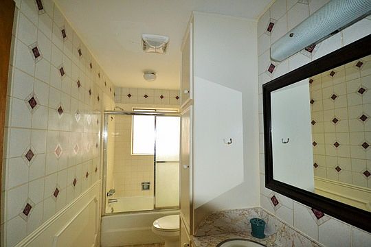 5th image of 2703 Wayside Dr