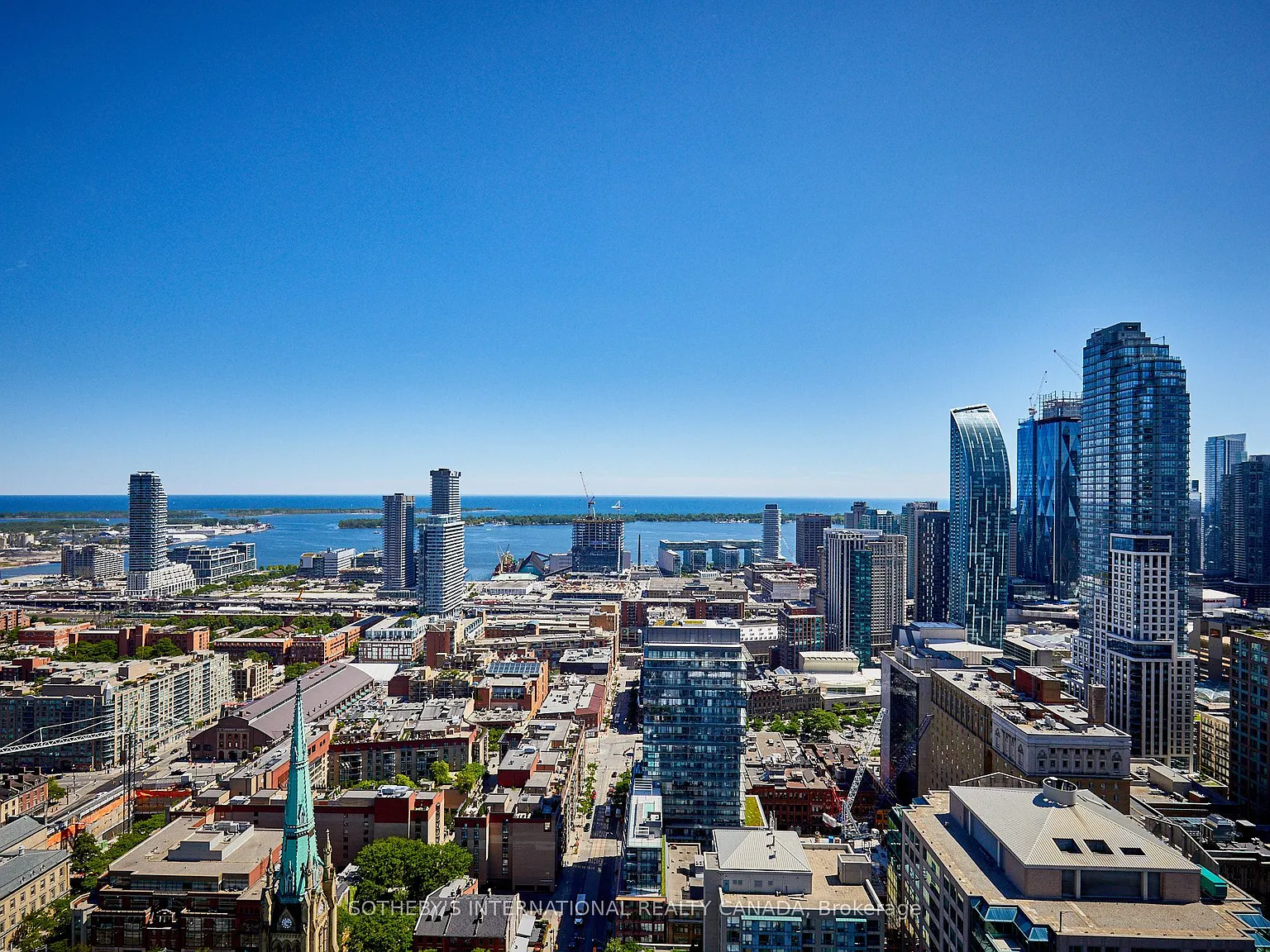 Spire Condominiums — Photo 2