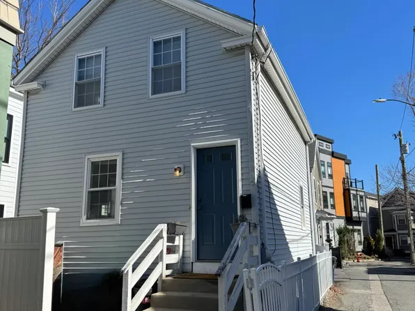 6 Beacon Pl, Somerville, MA 02143