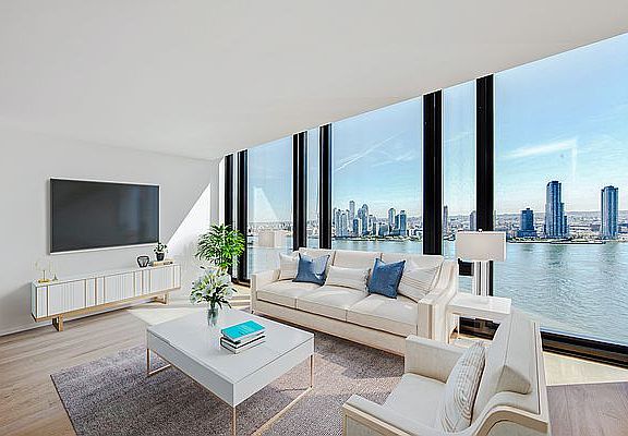 2nd image of 685 1st Ave APT 19Q