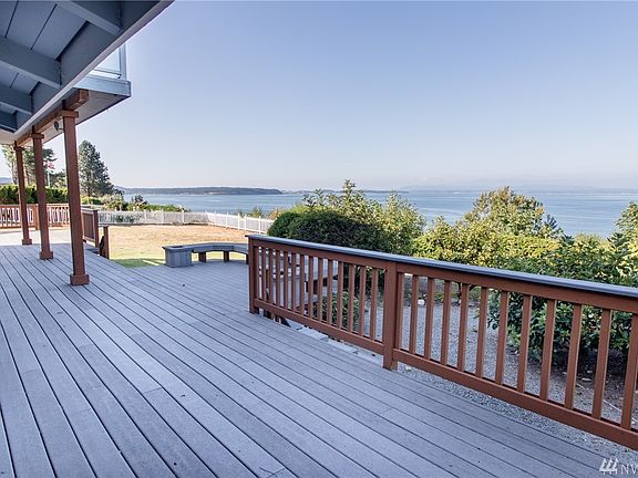 2nd image of 1539 Country Club Dr