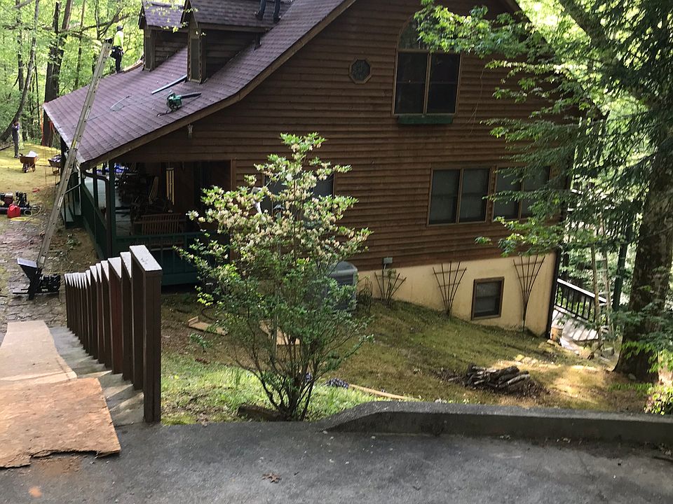 2nd image of 435 Beechwood Dr