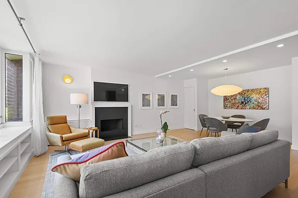 Rented by Sotheby's International Realty | media 5