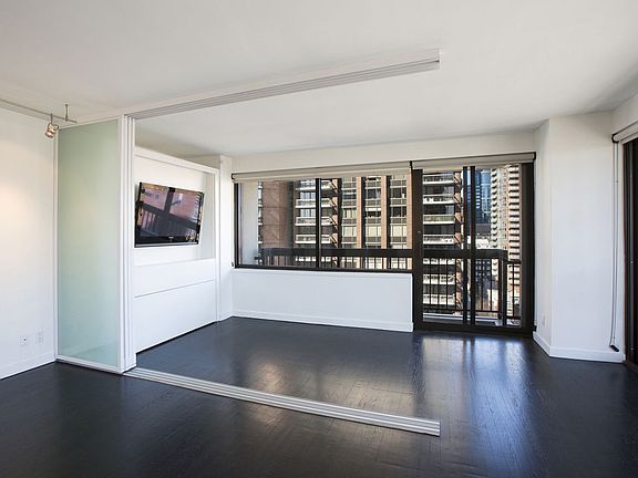 4th image of 300 E 59th St APT 1505