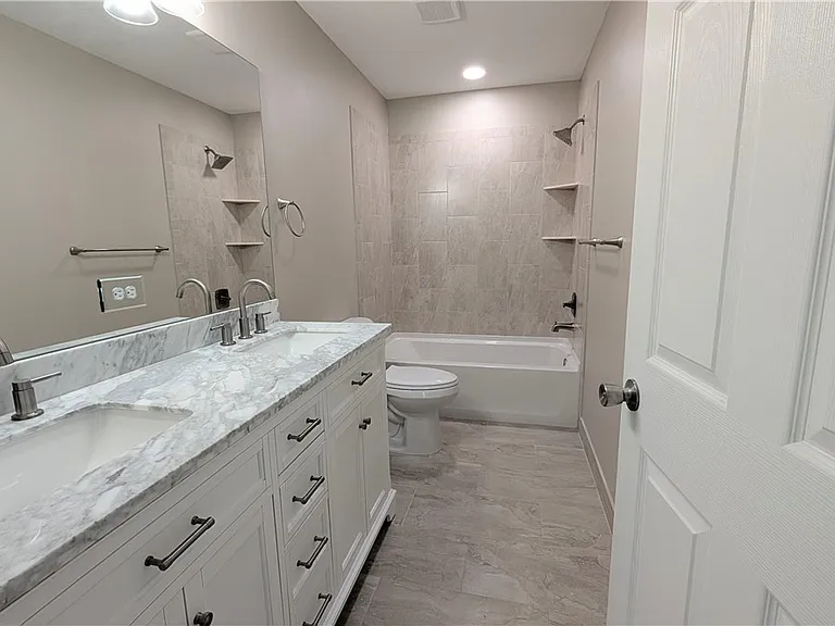 7708 N Paris Dr — Photo 18