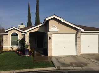 7582 N 10th St, Fresno, CA 93720