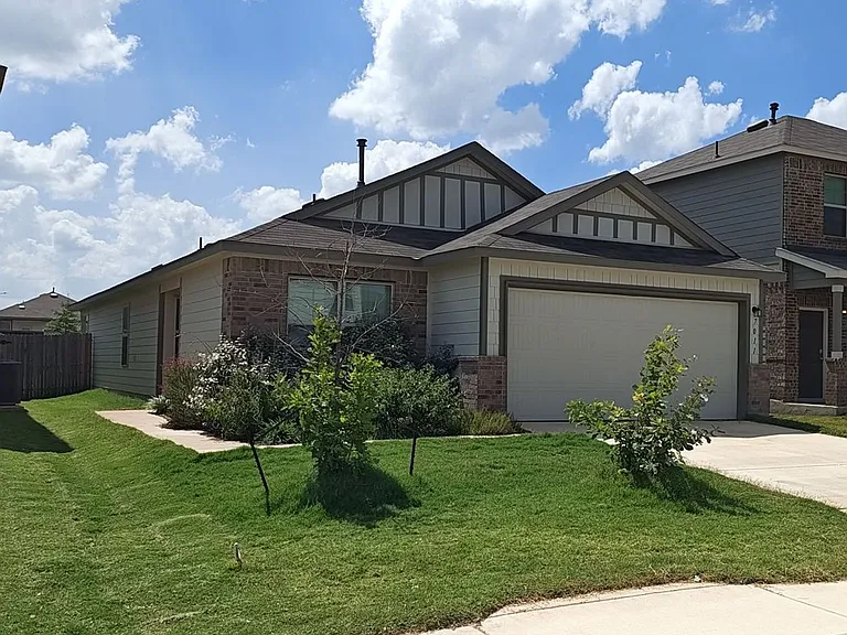 7011 Pioneer Rock — Photo 3