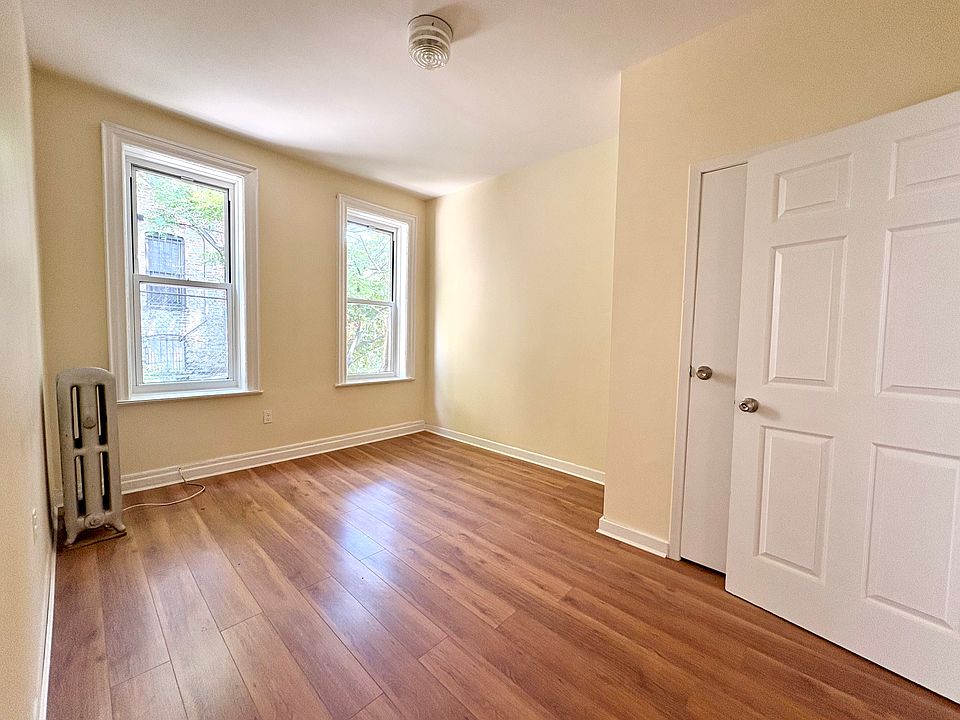 1st image of 285 Sullivan Pl #2B