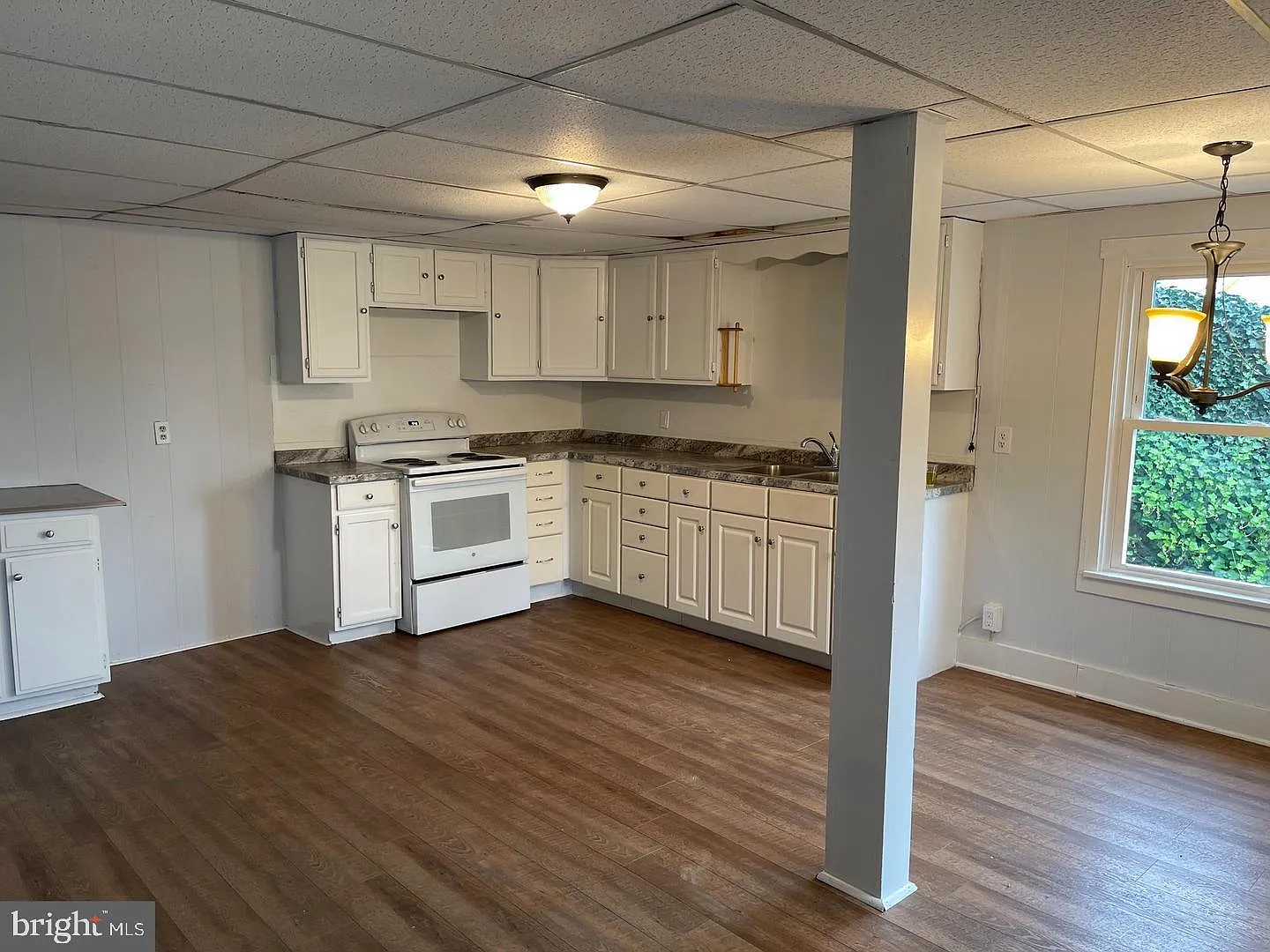 3 bed, 1494 sqft, $1,375 — Photo 2