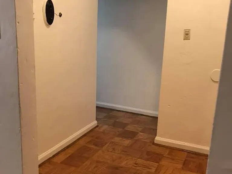 2514 Piedmont Ave — Photo 5