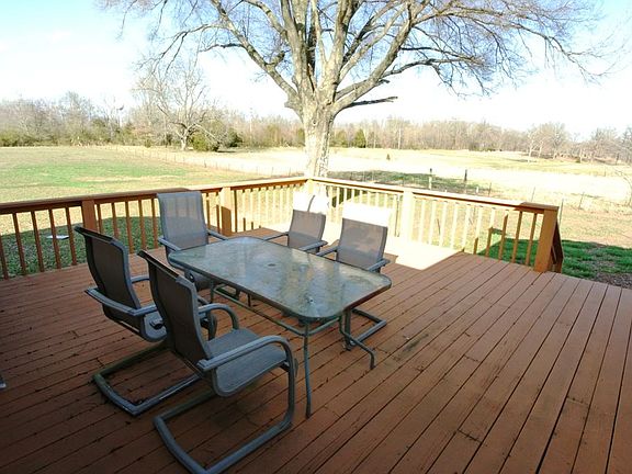 5th image of 212 County Road 304
