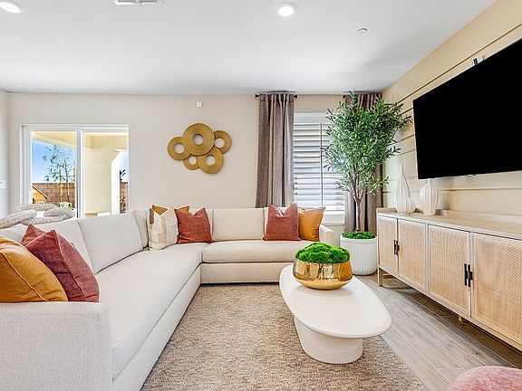 7th image of this home