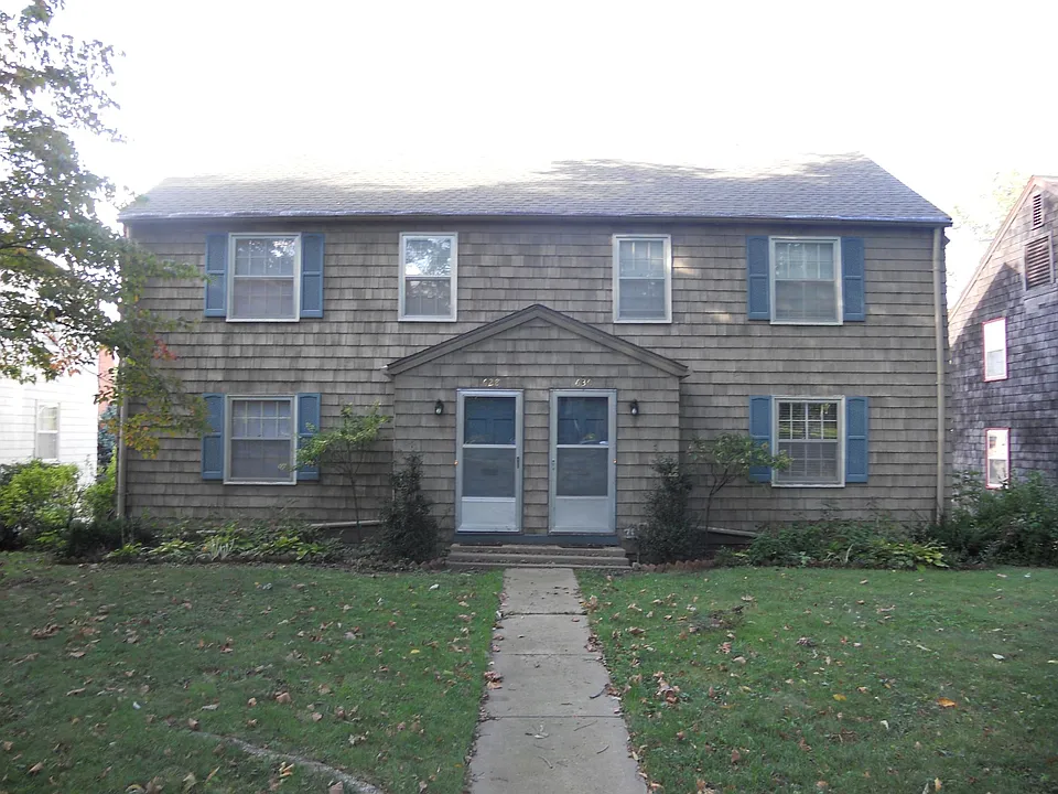 Townhome, Left side