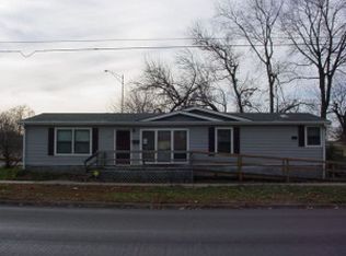 1802 S 10th St, Saint Joseph, MO 64503