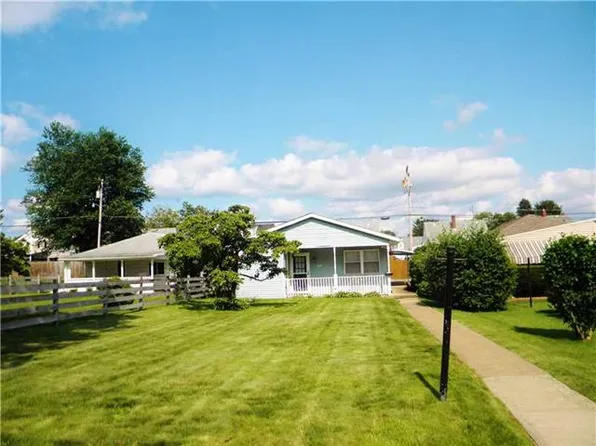 1310 Dallas Ave, Natrona Heights, PA 15065