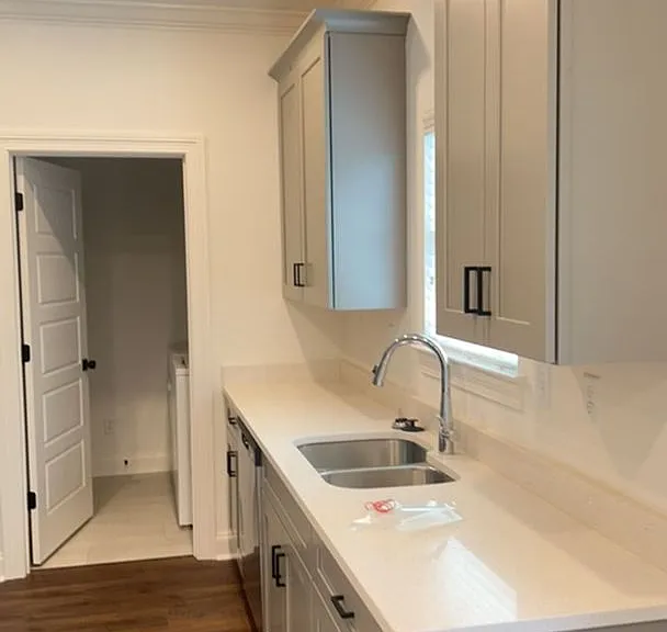 507 Meadow Crest Cir — Photo 4