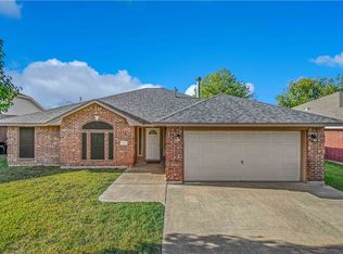1303 Mullins Loop N, College Station, TX 77845