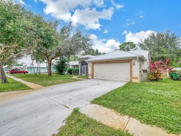 8270 Sandpine Circle, Port St Lucie, FL 34952