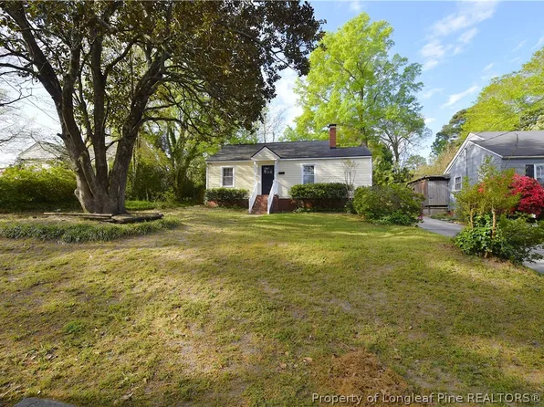 2015 Harlee St, Fayetteville, NC 28303