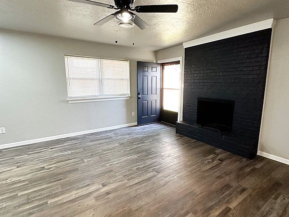 3rd image of 4712 NW Motif Manor Blvd #B