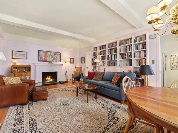 299 West 12th Street image 1 of 5