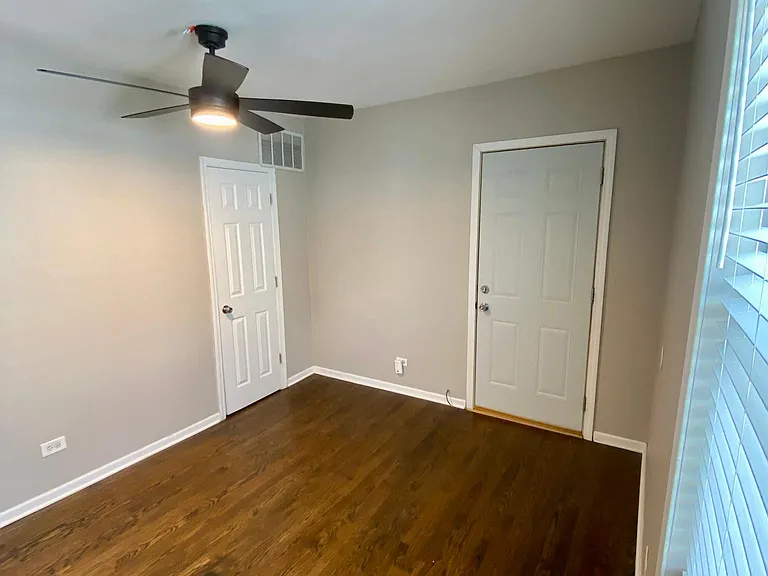 702 N Noble St #2 — Photo 10
