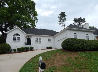 3173 Palm Tree Dr, Lithonia, GA