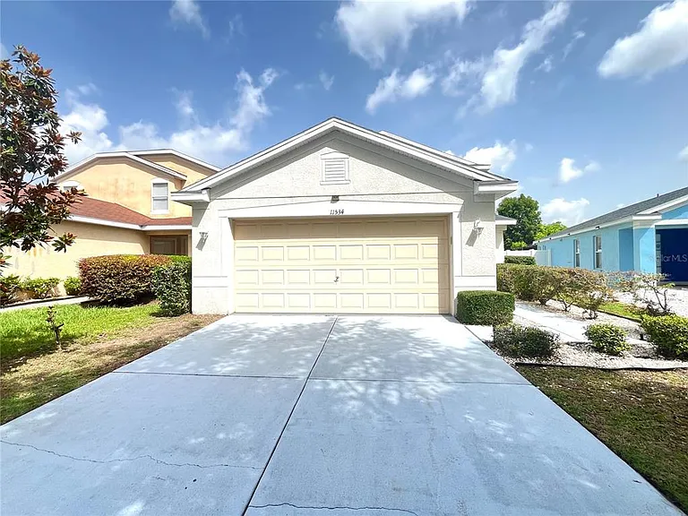 11534 Bay Gardens Loop — Photo 3