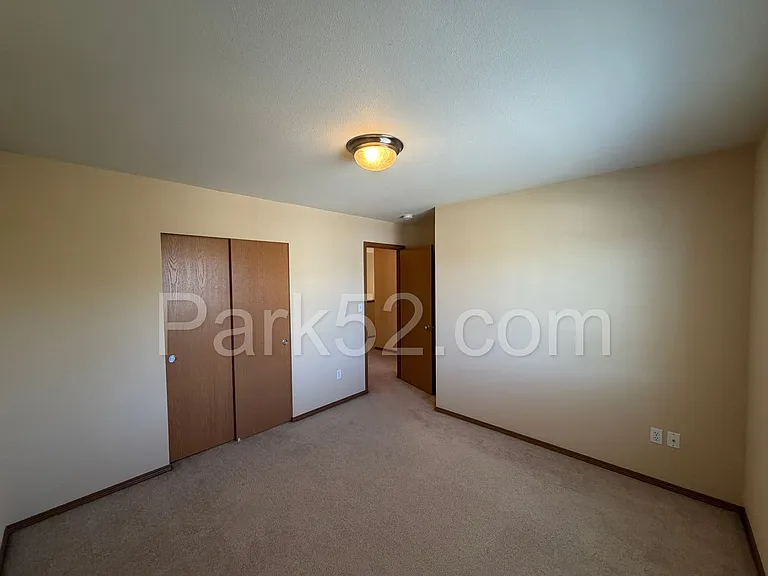 11328 185th St E — Photo 19